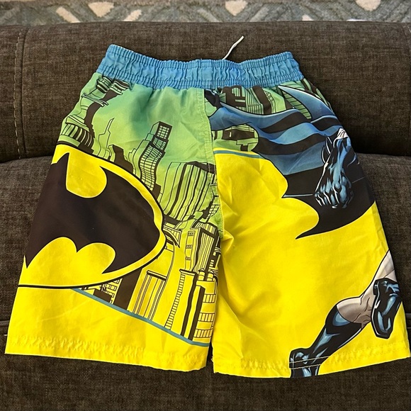 Batman DC Comics Swimming Trunks Shorts Elastic Waistband Size 5/6 Kids - Picture 7 of 9